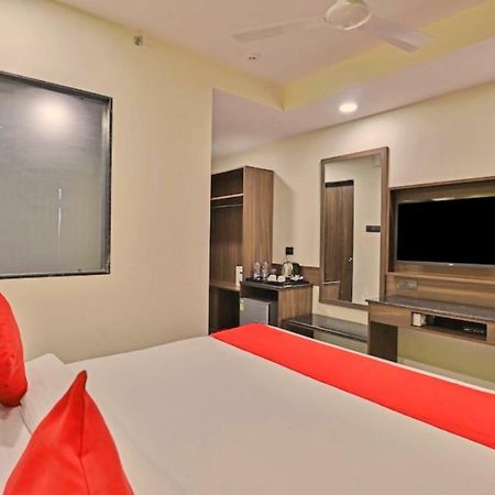 Palsana  Genx Surat By 1589 Hotels מראה חיצוני תמונה