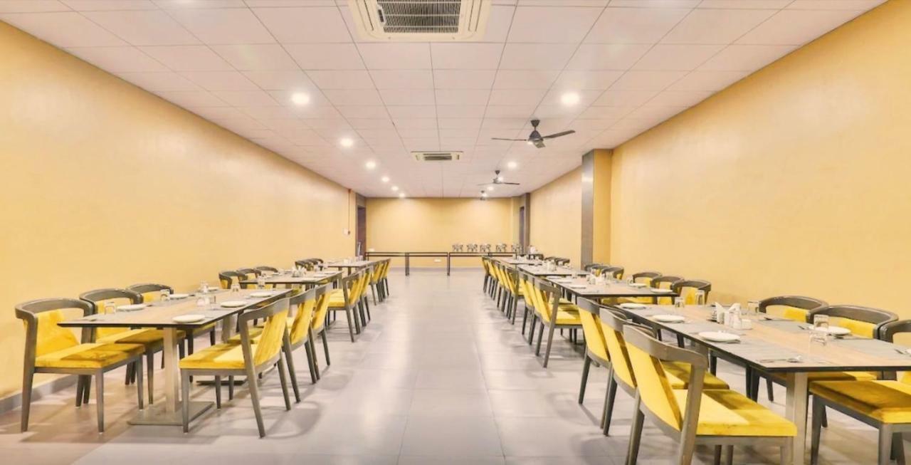 Palsana  Genx Surat By 1589 Hotels מראה חיצוני תמונה